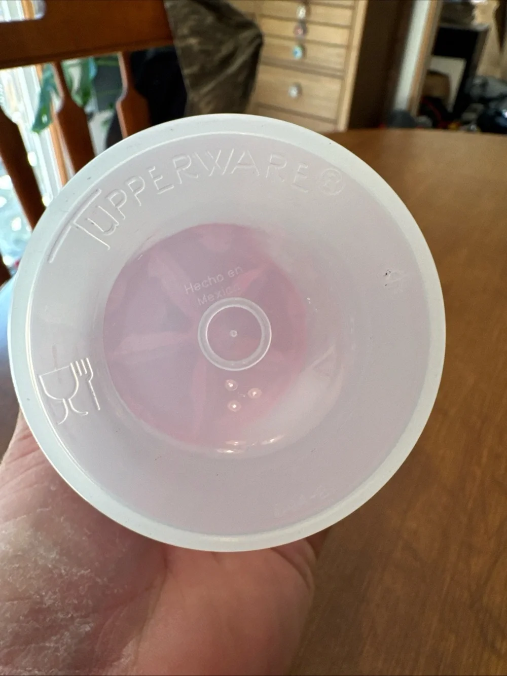 Vintage pink Tupperware, 16 ounce classic quick shake lid and tumbler